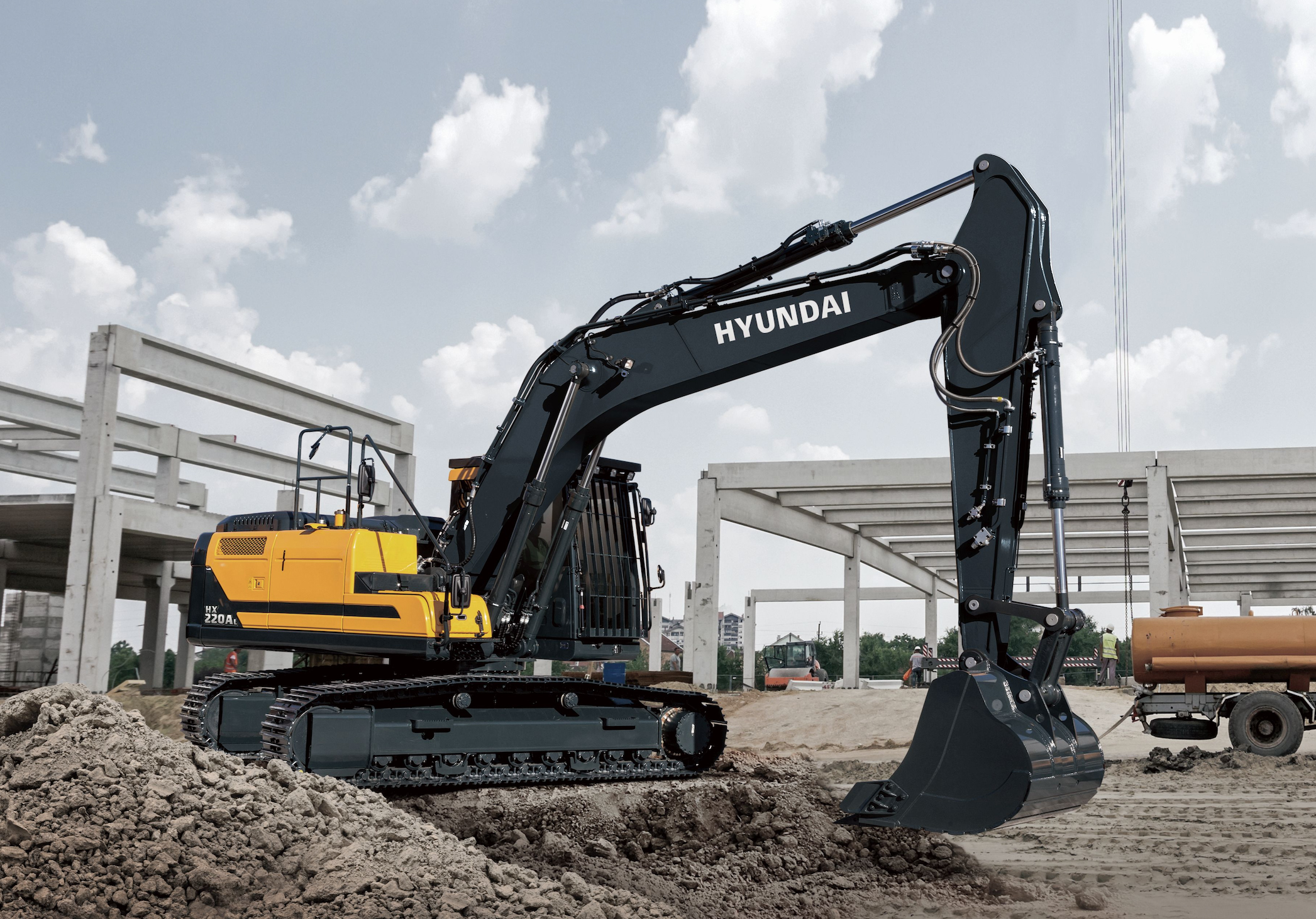 Hyundai 220 AL